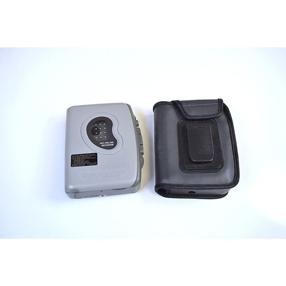 Sony Walkman WM-FX271 Digital Tuning AM/FM Radio & Cassette Player w/ Case READ - Picture 5 of 11